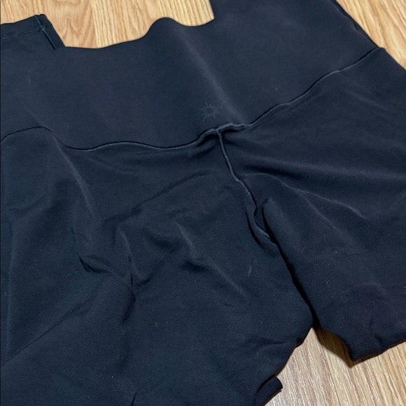 Aerie OFFLINE Butt Lift Black Leggings - Picture 5 of 5